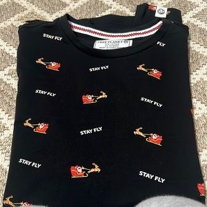 Free Planet  Men’s Santa t shirt size Small